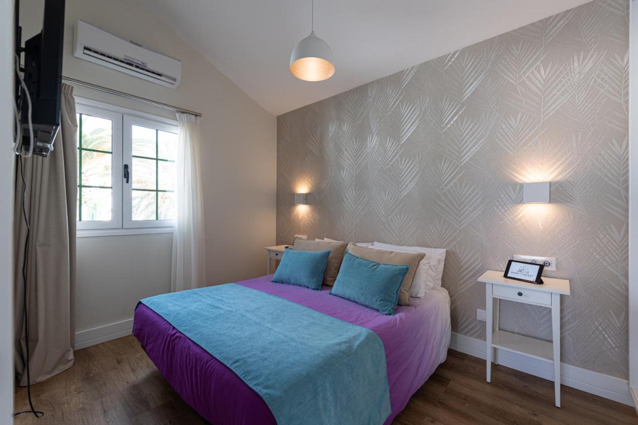 לה אוליבה Homeforguest Modern And New Beachfront Apartment מראה חיצוני תמונה